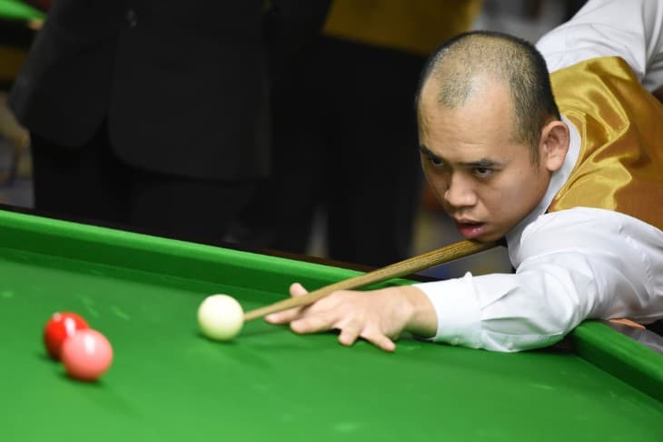 Left-Handed Snooker Players: Masters of the Green Baize in 2024