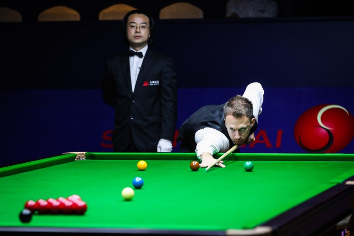 Century Breaks: A Snooker Betting Challenge