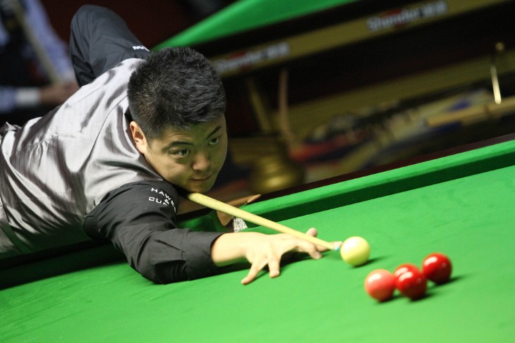 The Psychological Edge of Being Left-Handed in Snooker